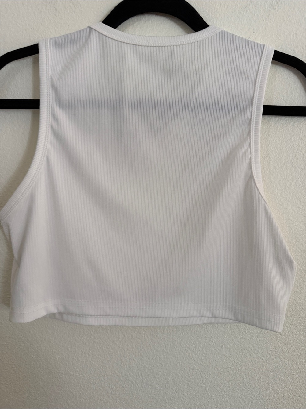 SHEIN White Ribbed Cropped Tank - Picture 2 of 3